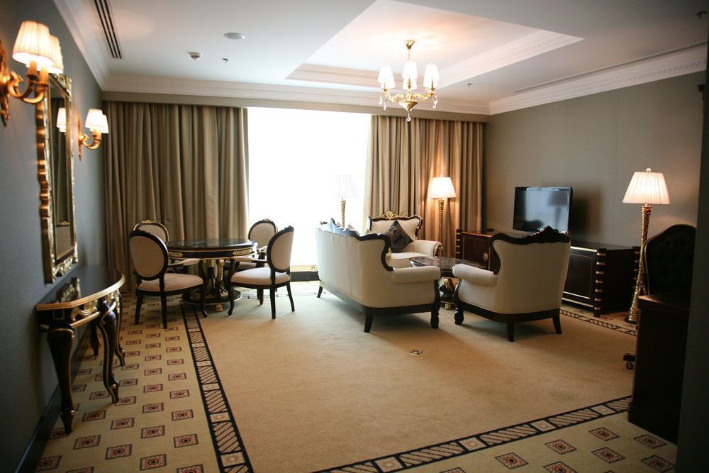 Grand Excelsior Hotel Al Barsha Dubai Interior photo